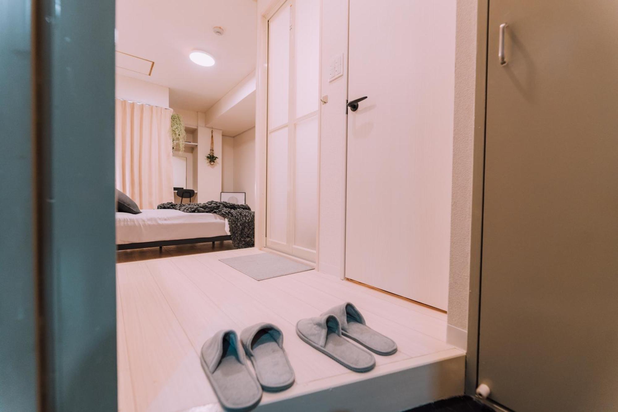 Apartment Minimalist Loft Namba Compact Studio With A 24-hour Gym Ma503 Osaka