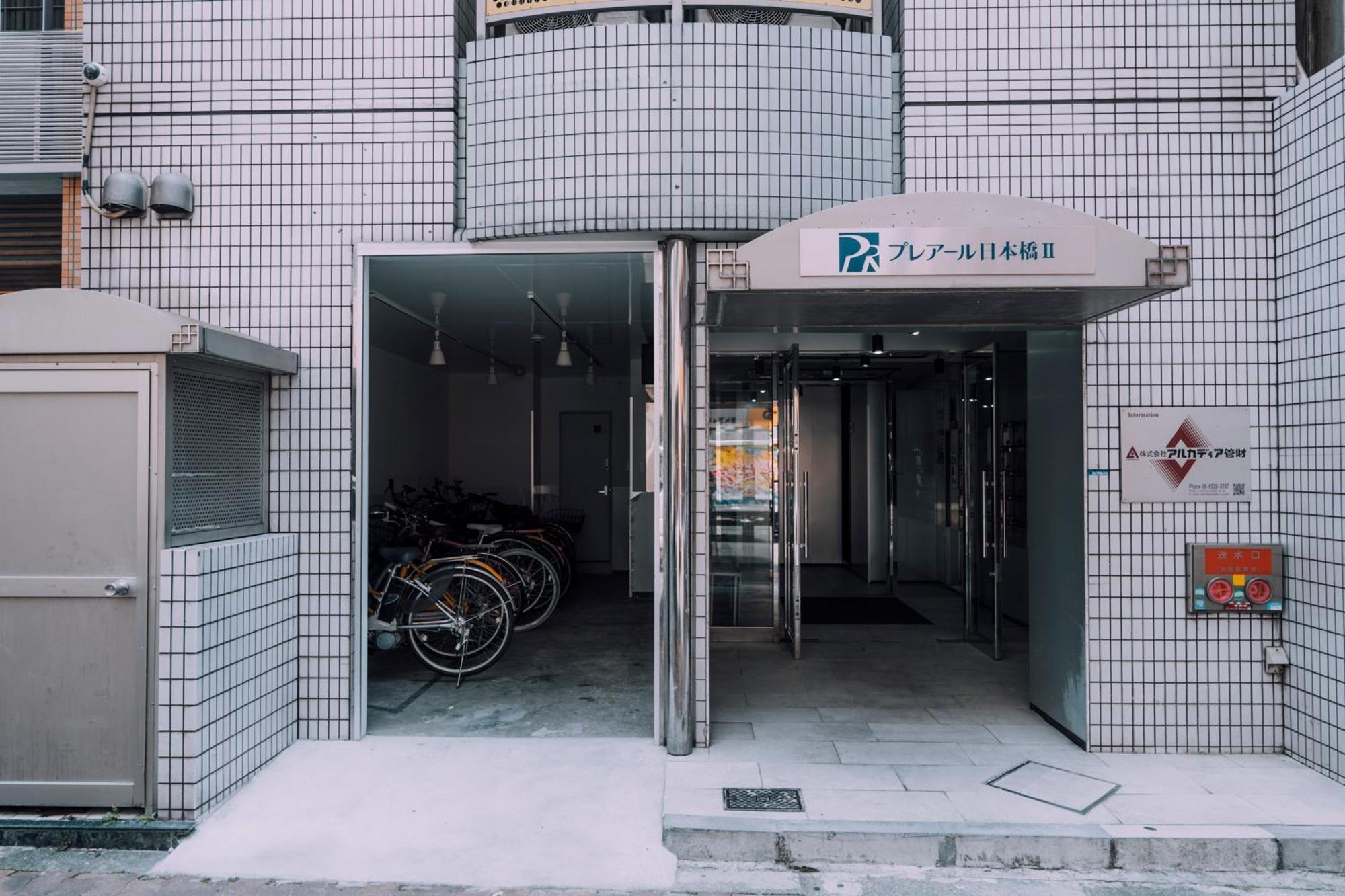 Apartment Minimalist Loft Namba Compact Studio With A 24-hour Gym Ma503 *